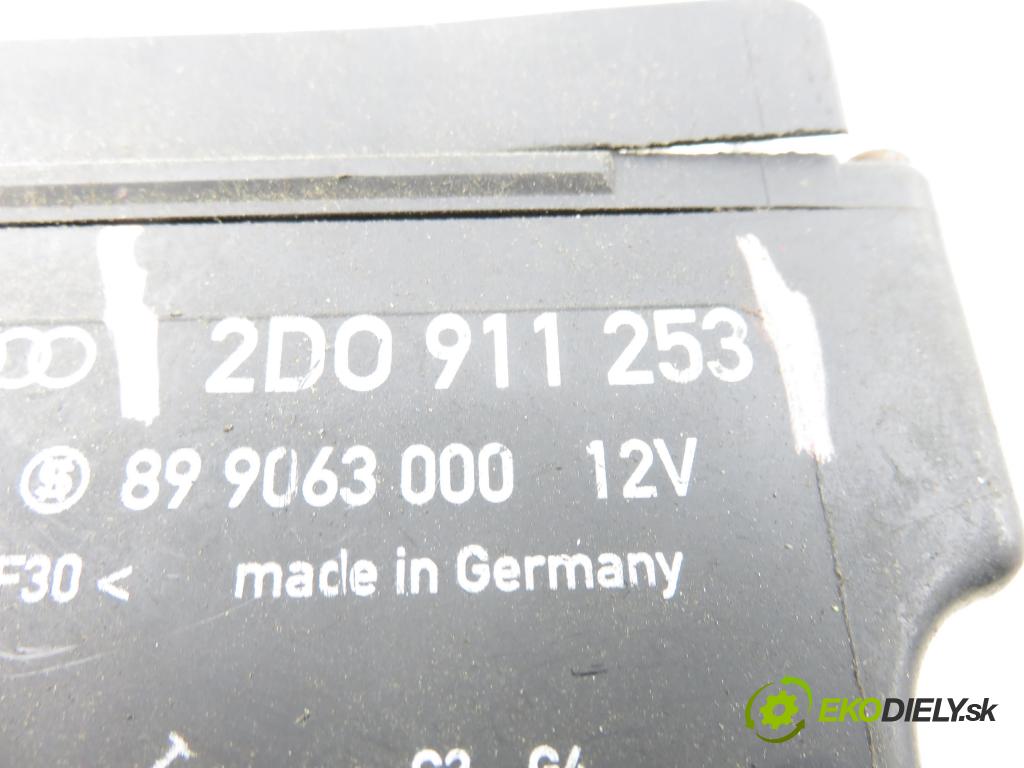 VW LT 28-46 II Skrzynia (2DA, 2DD, 2DH) FURGON 2002 80,00 2.5 TDI - ANJ 2461,00 RELÉ: JÚN: 2D0911253