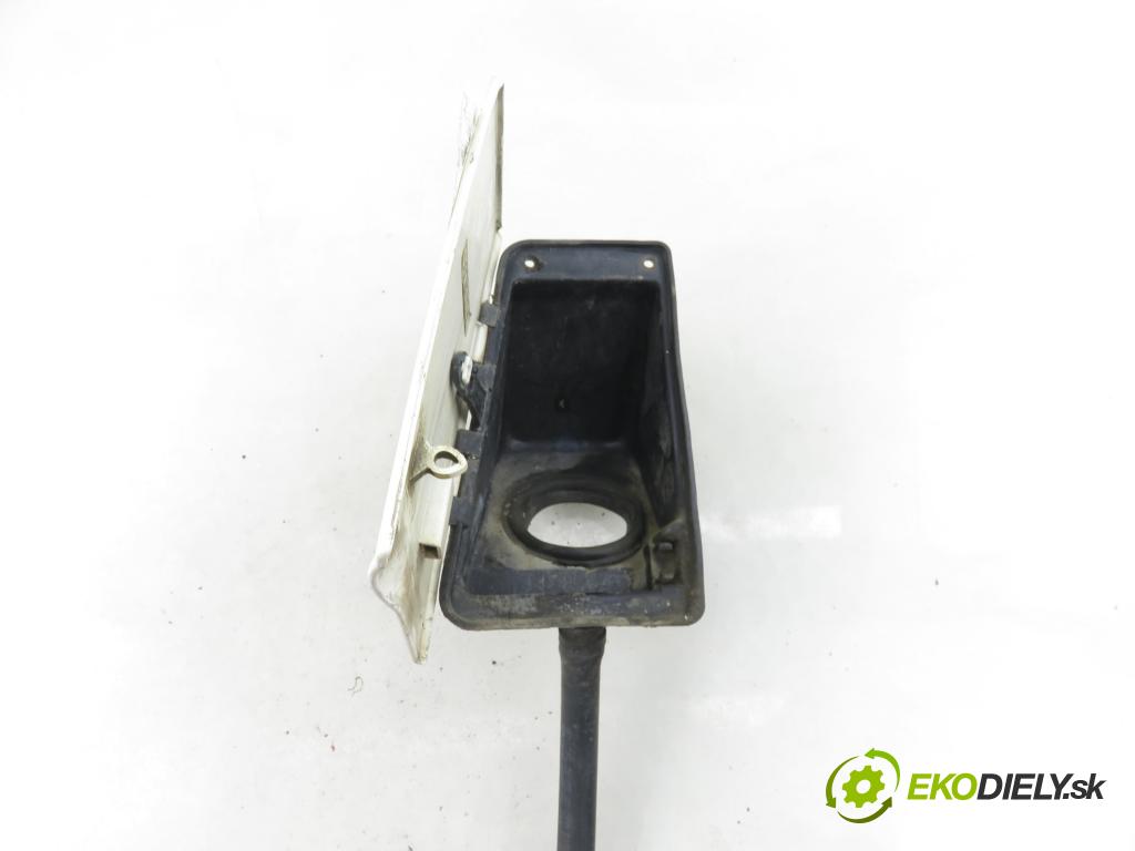 FORD TRANSIT Furgon (FA_ _) FURGON 2000 66,00 2.4 DI (FAA_, FAB_, FAC_, FAD_) - D2FA 2402,00 Dvierka nádrže paliva YC15V27936AH (Kľučka dverí ostatné)