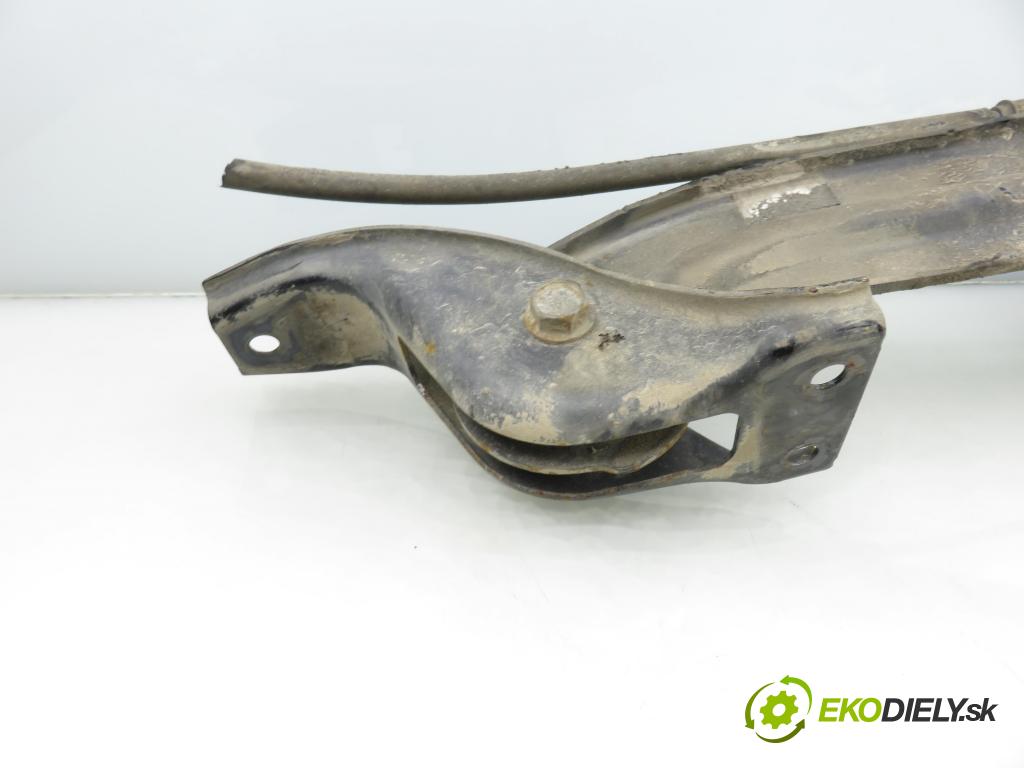 CHEVROLET CAPTIVA (C100, C140) SUV 2007 110,00 2.0 D 4WD 1991,00 Rameno LT