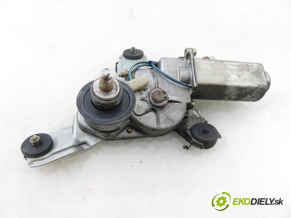 TOYOTA RAV 4 I (_A1_) SUV 1994 95,00 2.0 4WD - 3S-FE 1998,00 Motorček stierače zadné 8513042010 ; 1592000551