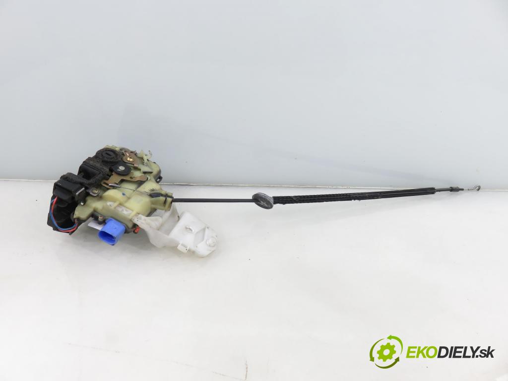 VW POLO (9N_) HB 2006 51,00 1.4 TDI - BNM 1422,00 zámok 3B4839015AG