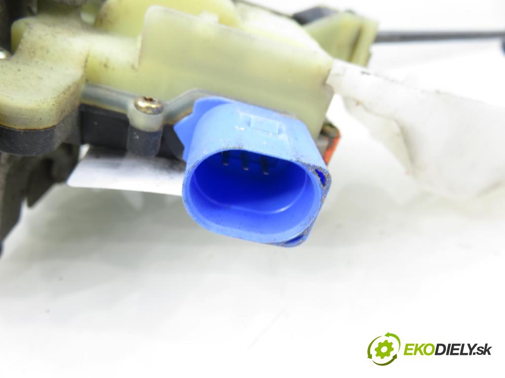 VW POLO (9N_) HB 2006 51,00 1.4 TDI - BNM 1422,00 zámok 3B4839015AG