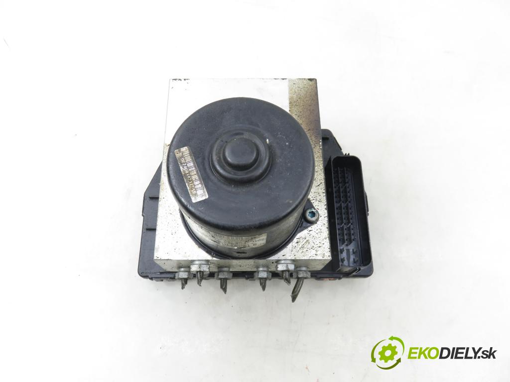 MERCEDES-BENZ KLASA C coupe (CL203) COUPE 2001 120,00 C 200 Kompressor (203.745) - M 111.955 1998,00 Pumpa ABS A2035451632 ; 10094715133 (Pumpa ABS)