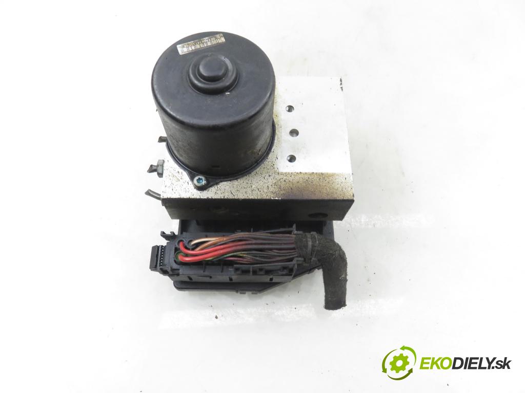 MERCEDES-BENZ KLASA C coupe (CL203) COUPE 2001 120,00 C 200 Kompressor (203.745) - M 111.955 1998,00 Pumpa ABS A2035451632 ; 10094715133 (Pumpa ABS)