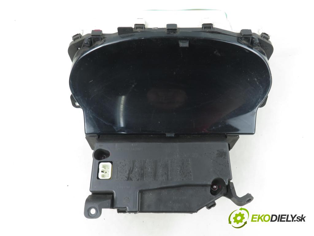 TOYOTA YARIS (_P1_) HB 2004 64,00 1.3 VVTi 87 - 2SZ-FE 1298,00 Prístrojovka elektrický