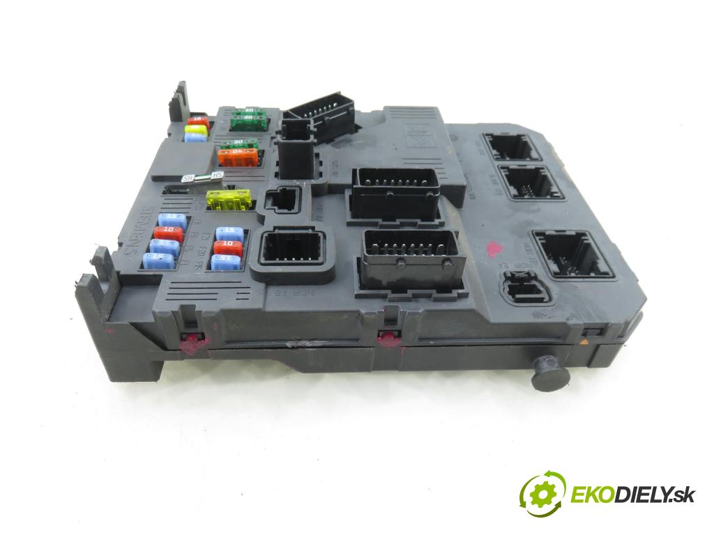 PEUGEOT 206 liftback (2A/C) HB 2007 50,00 1.4 HDi 8V 70 - 8HZ 1398,00 MODUL BSI S118085220F ; 9657999780