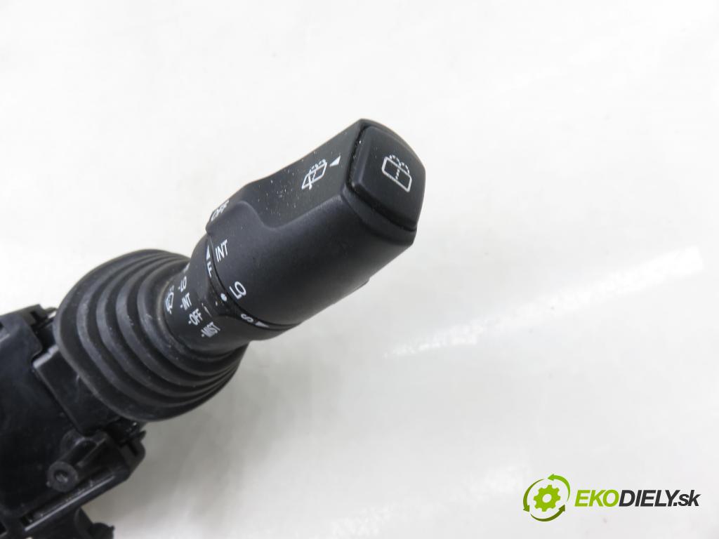 CHEVROLET CAPTIVA (C100, C140) SUV 2007 110,00 2.0 D 4WD 1991,00 PAKA/ŘAZENÍ/SADA: