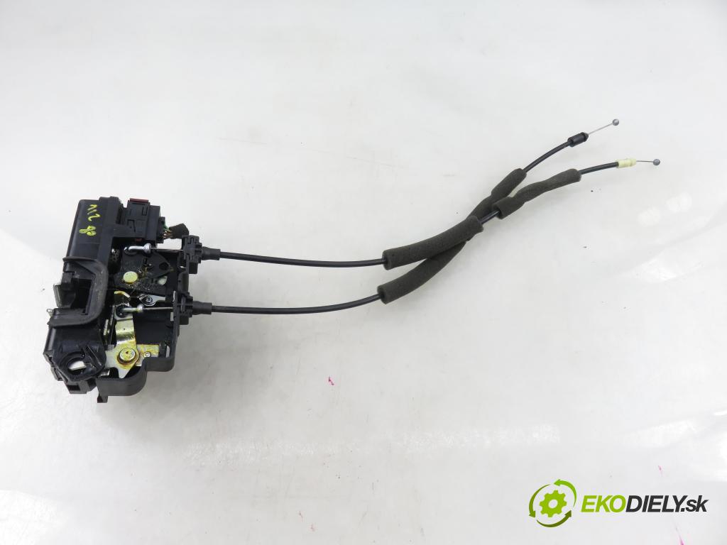 CHEVROLET CAPTIVA (C100, C140) SUV 2007 110,00 2.0 D 4WD 1991,00 zámok 