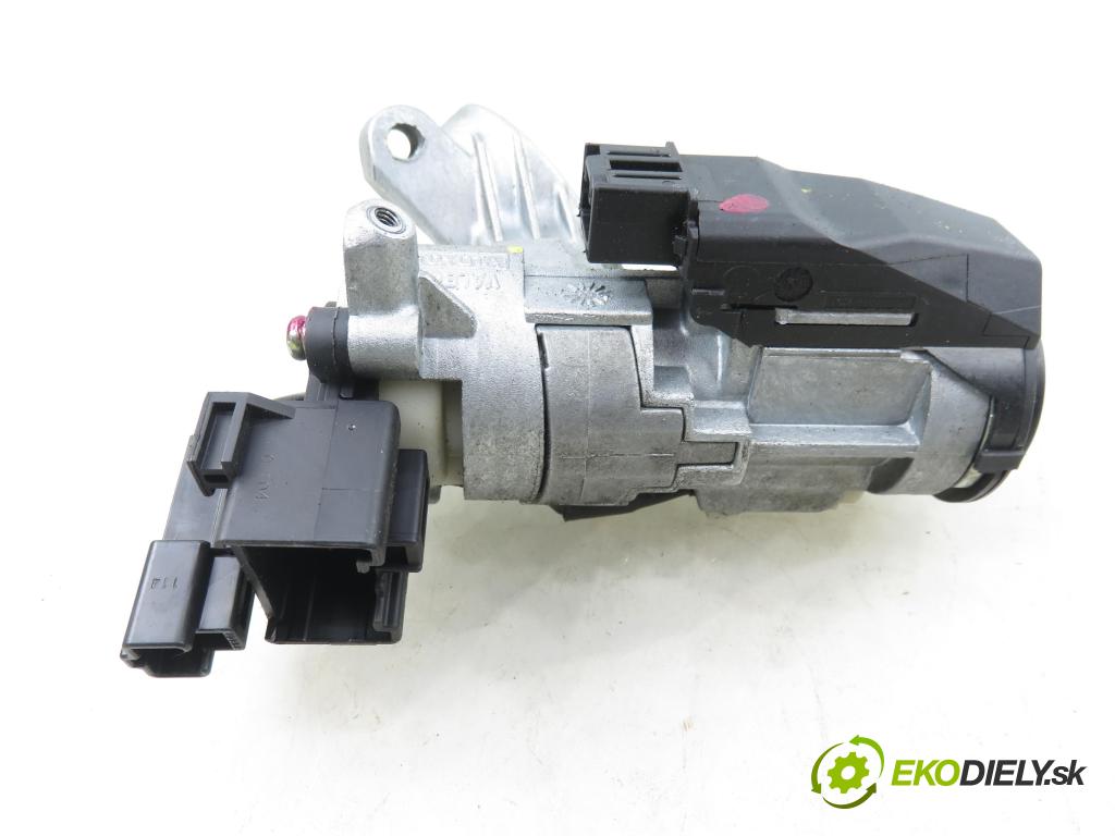 TOYOTA YARIS (_P1_) HB 2004 50,00 1.0 VVT- i 68 - 1SZ-FE 998,00 spinačka 450200D01 ; 897830D010 (Spínacia skrinka)