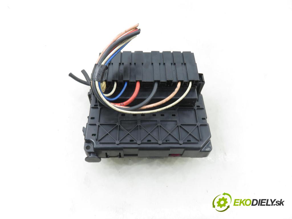 PEUGEOT 206 liftback (2A/C) HB 2007 50,00 1.4 HDi 8V 70 - 8HZ 1398,00 MODUL BSM U118470003L ; 9650618480