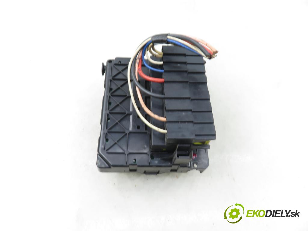 PEUGEOT 206 liftback (2A/C) HB 2007 50,00 1.4 HDi 8V 70 - 8HZ 1398,00 MODUL BSM U118470003L ; 9650618480