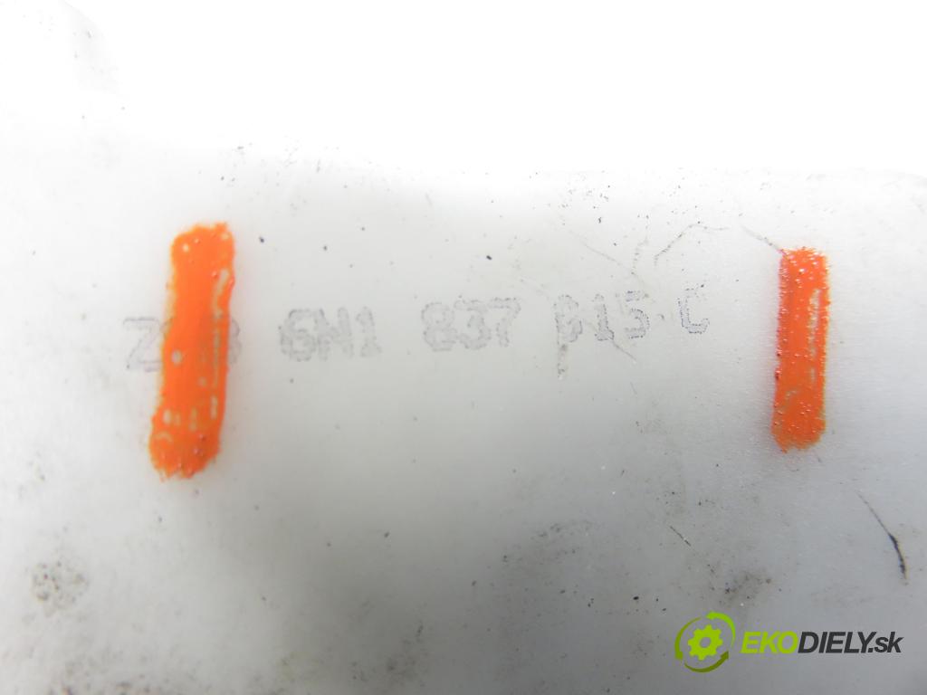 VW POLO (6N2) HB 2000 37,00 1.0 MPI 50 - AUC 999,00 zámok 6N1837015C