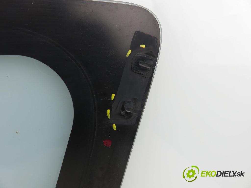 TOYOTA RAV 4 I (_A1_) SUV 1994 95,00 2.0 4WD - 3S-FE 1998,00 Okno dverí LT sklápacie