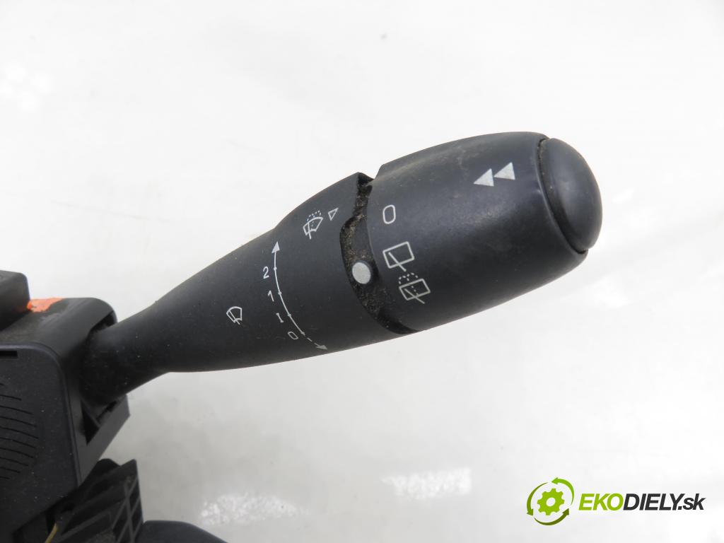 PEUGEOT 307 (3A/C) HB 2002 66,00 2.0 HDi 90 - RHY (DW10TD) 1997,00 páčka/prepínač VS34572468