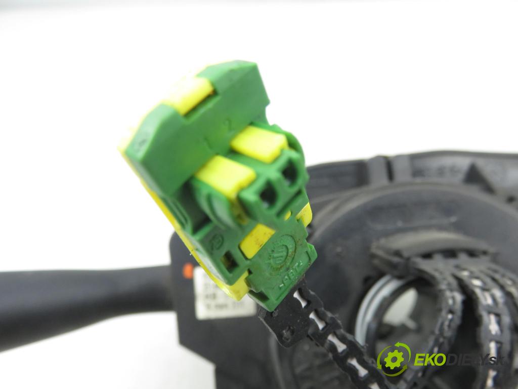 PEUGEOT 307 (3A/C) HB 2002 66,00 2.0 HDi 90 - RHY (DW10TD) 1997,00 páčka/prepínač VS34572468