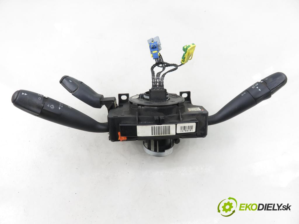 PEUGEOT 307 (3A/C) HB 2002 66,00 2.0 HDi 90 - RHY (DW10TD) 1997,00 páčka/prepínač VS34572468