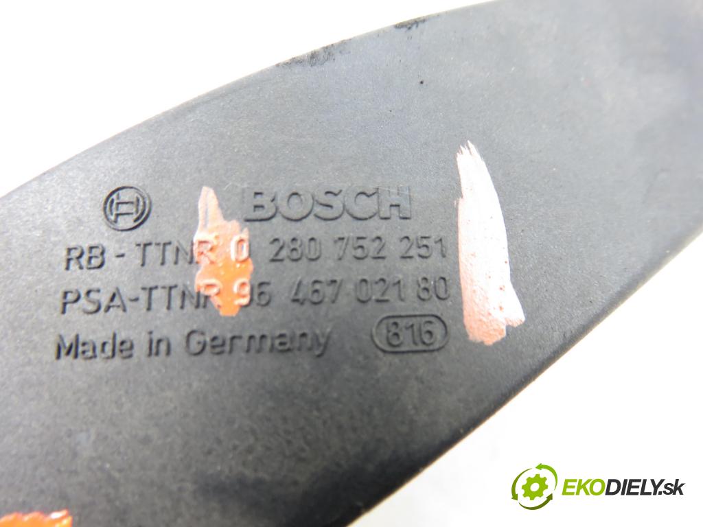 PEUGEOT 307 (3A/C) HB 2002 66,00 2.0 HDi 90 - RHY (DW10TD) 1997,00 potenciometr plynového pedálu 0280752251 ; 9646702180 (Potenciometr plynového pedálu)