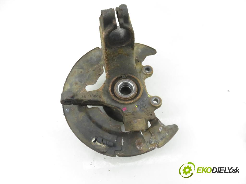 VOLVO V50 (MW) KOMBI 2005 103,00 2.4 - B 5244 S5 2435,00 náboj LP ABS 3M513K171