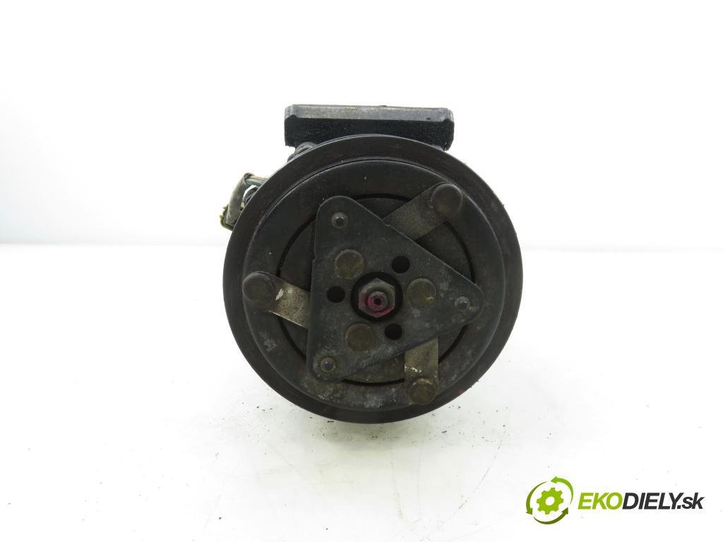 PEUGEOT 307 (3A/C) HB 2003 81,00 1.6 - NFU (TU5JP4) 1587,00 KOMPRESOR: klimatizácie  (Kompresor klimatizácie)