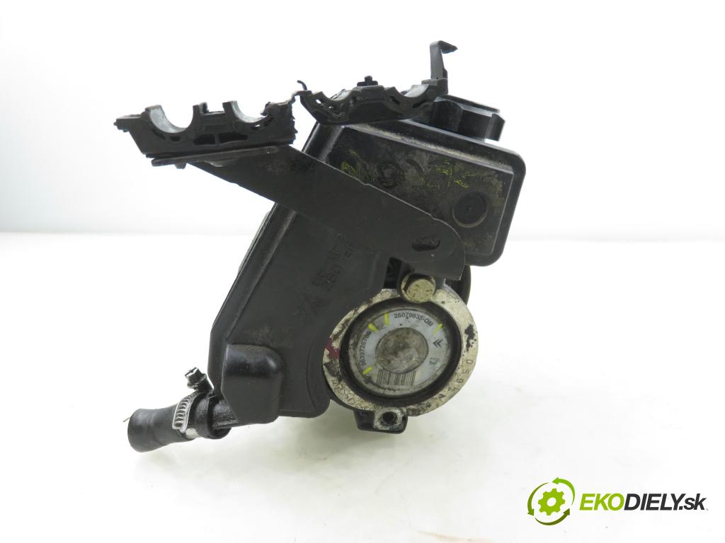 PEUGEOT 206 liftback (2A/C) HB 2007 50,00 1.4 HDi 8V 70 - 8HZ 1398,00 pumpa servočerpadlo 9639726780 ; 26079835QM (Servočerpadlo)