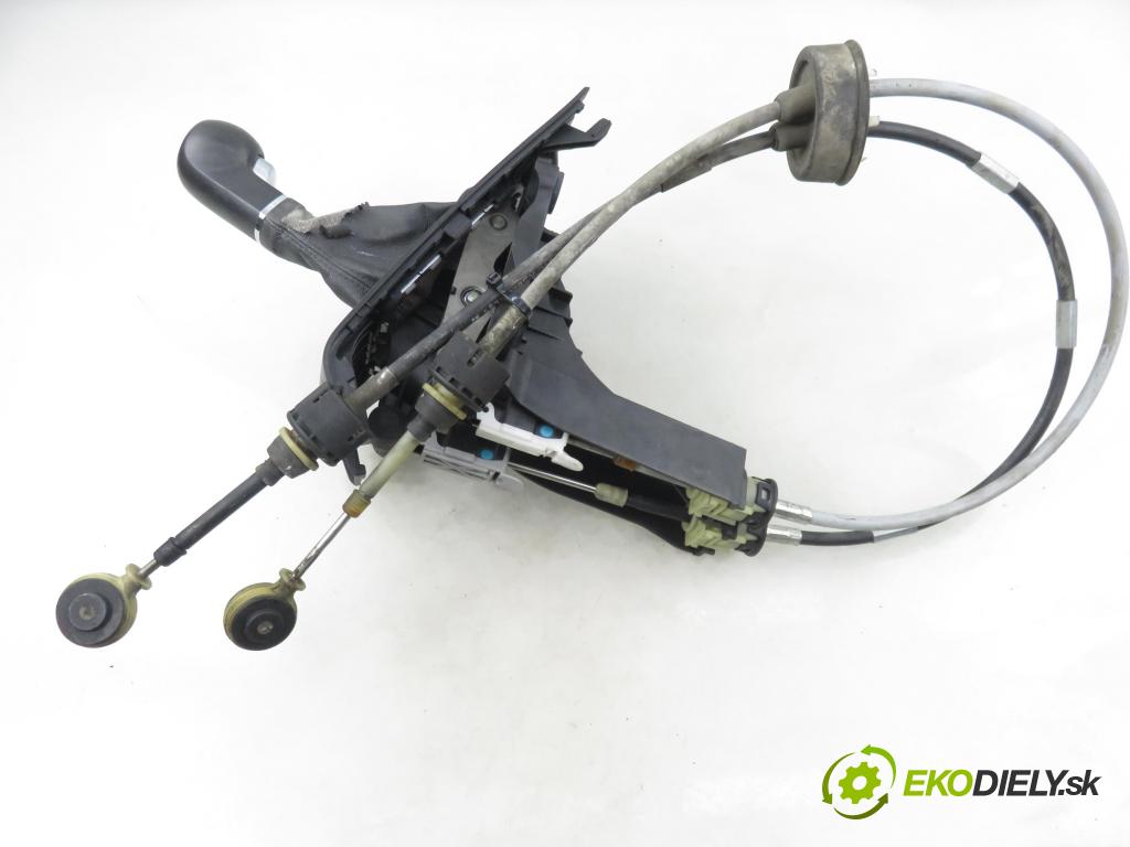 OPEL ZAFIRA B (A05) MINIVAN 2008 92,00 1.7 CDTI - A 17 DTR 1686,00 ZVEDÁK: