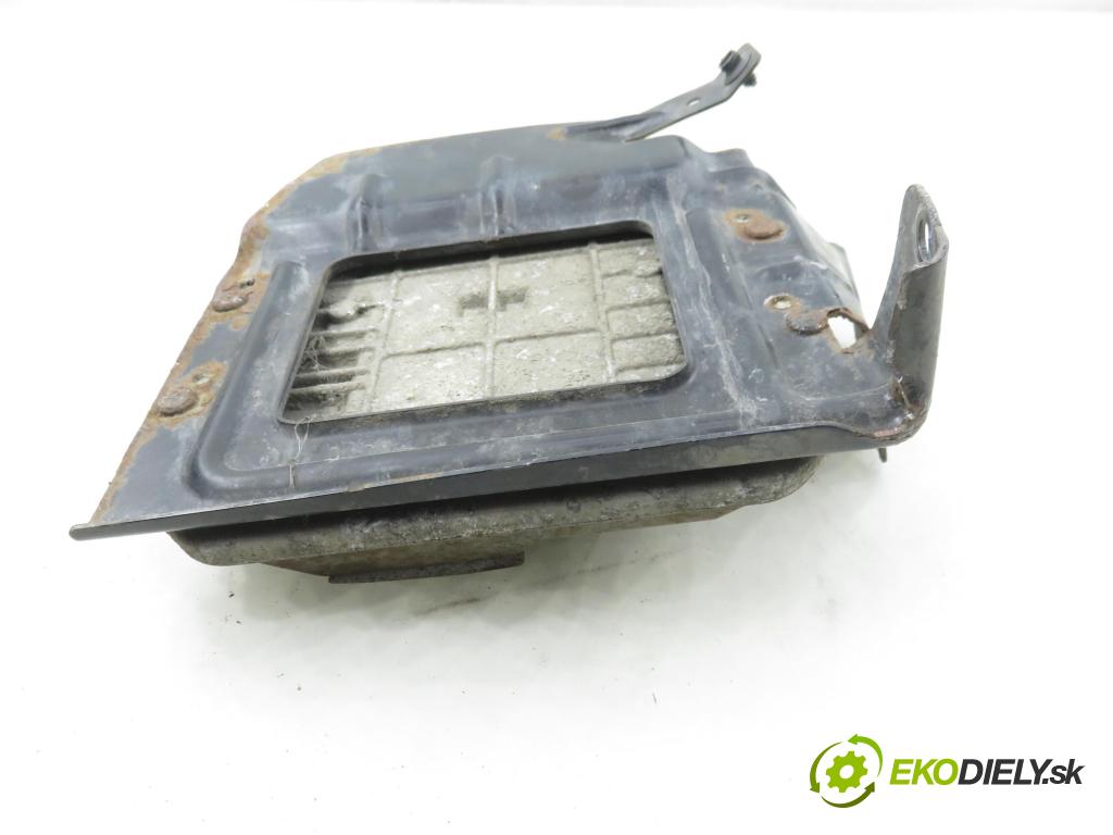 OPEL ZAFIRA B (A05) MINIVAN 2008 92,00 1.7 CDTI - A 17 DTR 1686,00 Riadiaca jednotka Motor 98053909 ; 8980539091 ; MB2758008171