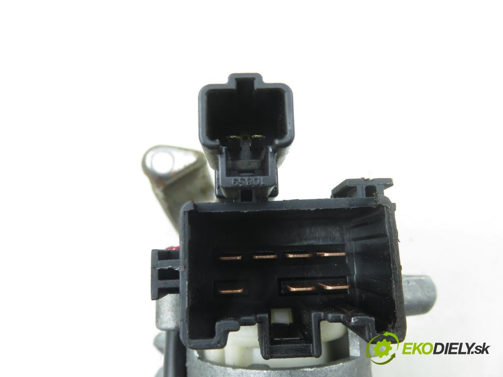 TOYOTA YARIS (_P1_) HB 2004 64,00 1.3 VVTi 87 - 2SZ-FE 1298,00 spínačka 450200D01 ; 897830D010 (Spínací skříňka)