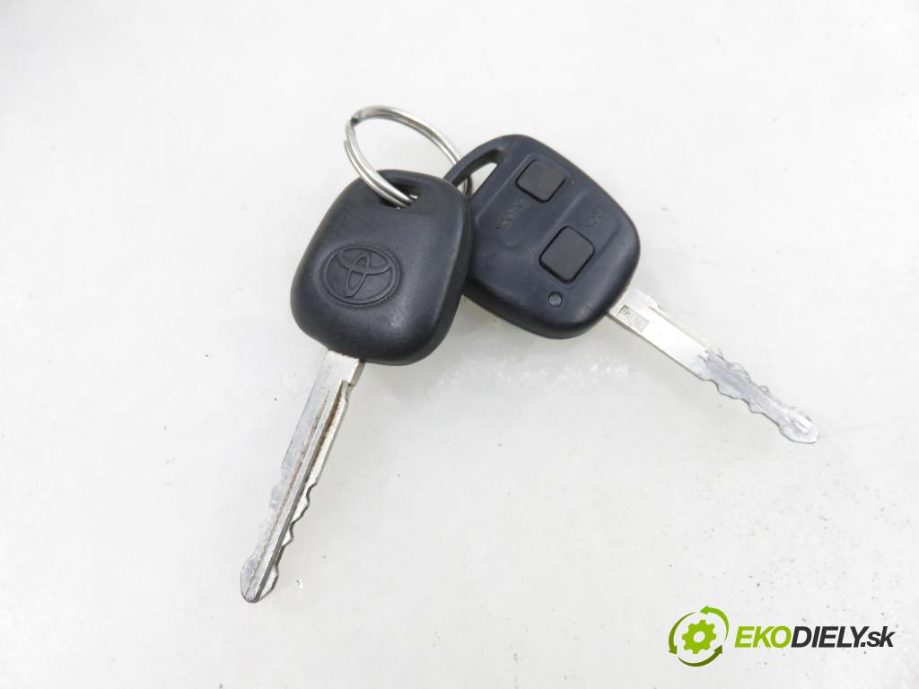 TOYOTA YARIS (_P1_) HB 2004 64,00 1.3 VVTi 87 - 2SZ-FE 1298,00 spínačka 450200D01 ; 897830D010 (Spínací skříňka)