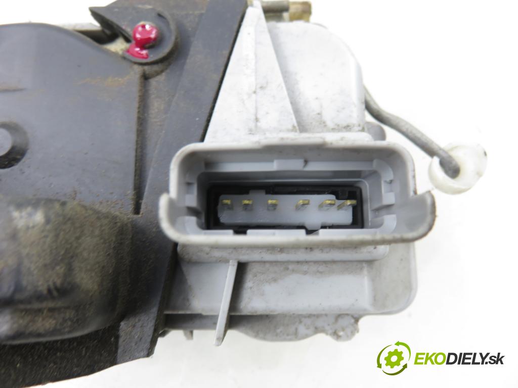 PEUGEOT 307 (3A/C) HB 2003 81,00 1.6 - NFU (TU5JP4) 1587,00 zámok