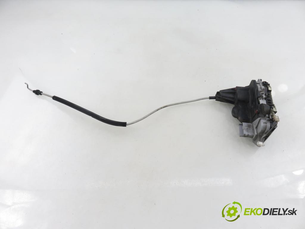 PEUGEOT 307 (3A/C) HB 2003 81,00 1.6 - NFU (TU5JP4) 1587,00 zámok