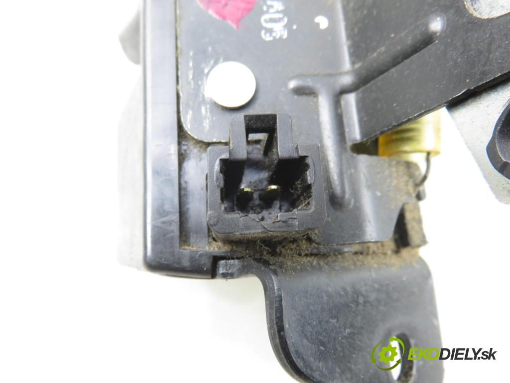 CHEVROLET CAPTIVA (C100, C140) SUV 2007 110,00 2.0 D 4WD 1991,00 zámok dverí kufor EL. 96491181