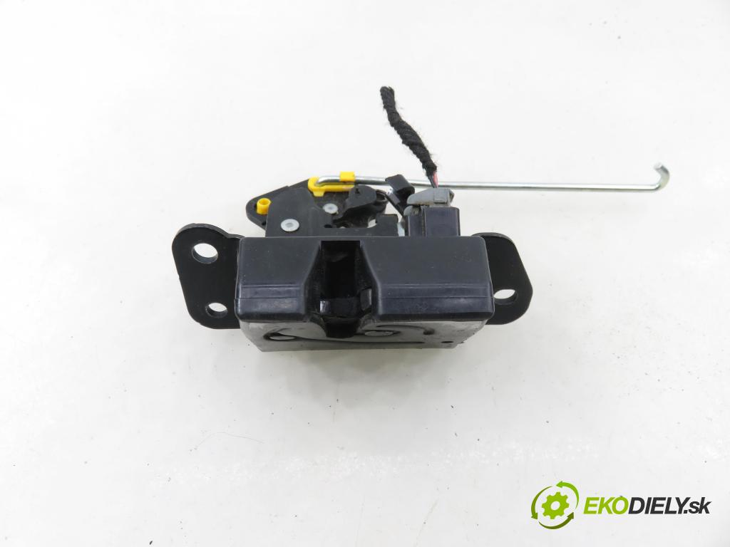 CHEVROLET CAPTIVA (C100, C140) SUV 2007 110,00 2.0 D 4WD 1991,00 zámok dverí kufor EL. 96491181