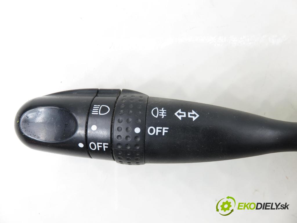 TOYOTA YARIS (_P1_) HB 2002 50,00 1.0 VVT- i 68 - 1SZ-FE 998,00 / páčka ľavá strana 1736482