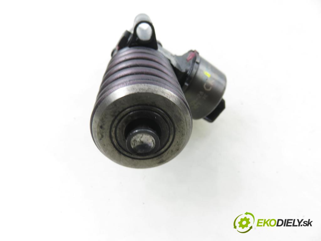 AUDI A3 (8P1) HB 2003 103,00 2.0 TDI PD 16V 140 1968,00 Vstrekovač 03G130073B ; 0414720402 (Vstrekovač paliva)