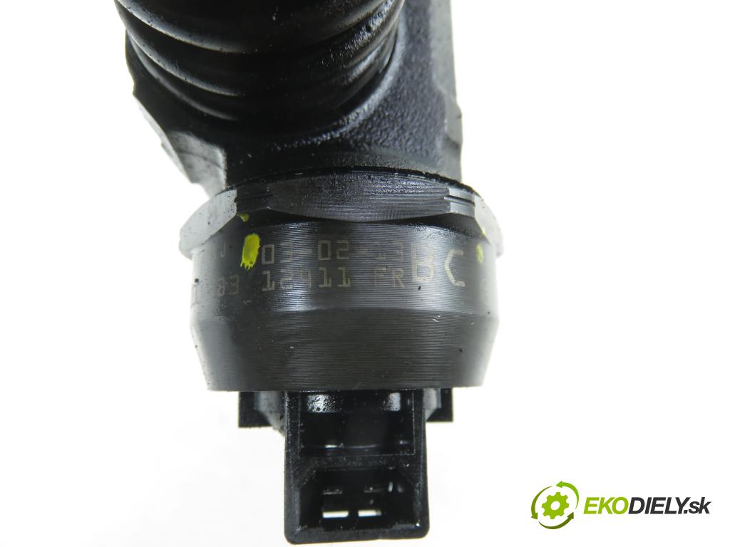 SKODA FABIA I (6Y2) HB 2003 74,00 1.9 TDI PD 100 - ATD 1896,00 Vstrekovač 038130073AJ ; 0414720037 (Vstrekovač paliva)