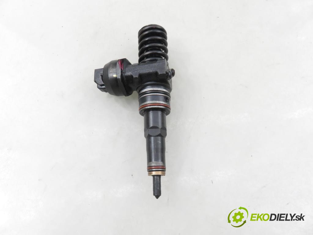 SKODA FABIA I (6Y2) HB 2003 74,00 1.9 TDI PD 100 - ATD 1896,00 vstříkovač 038130073AJ ; 0414720037 (Vstřikovač paliva)