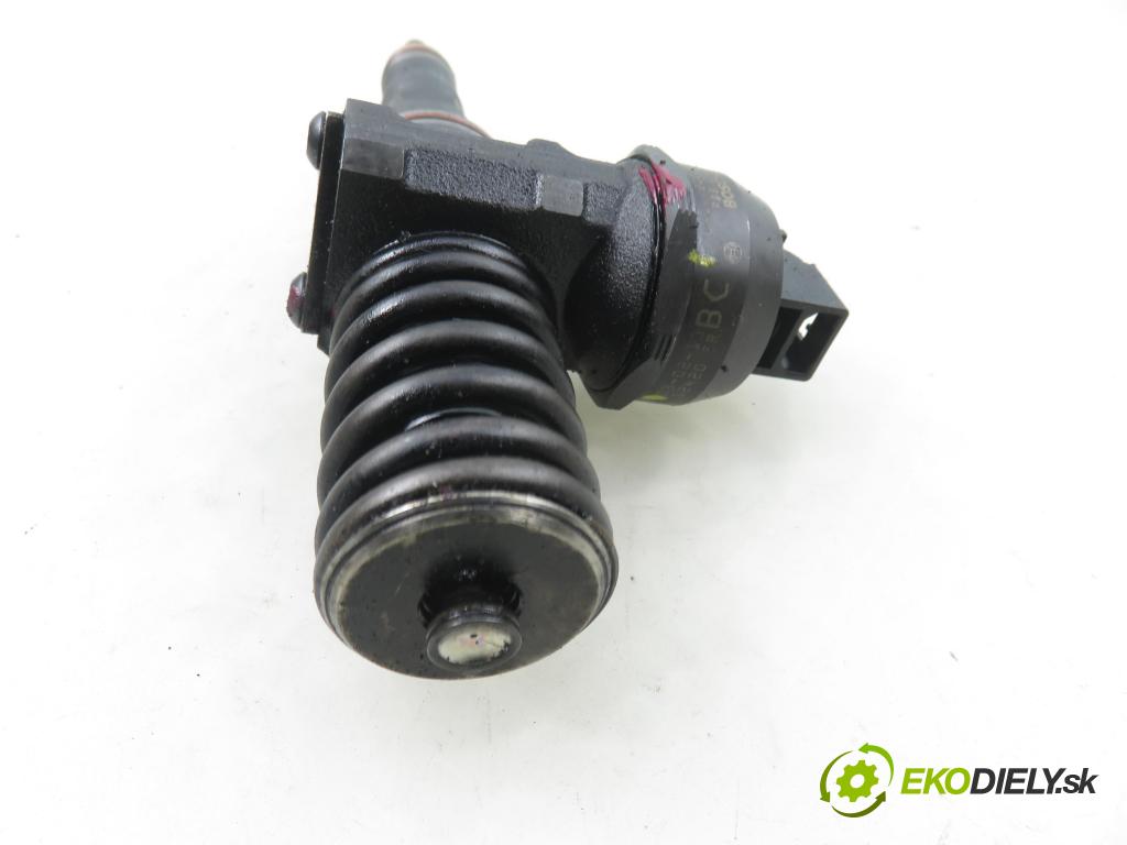 SKODA FABIA I (6Y2) HB 2003 74,00 1.9 TDI PD 100 - ATD 1896,00 vstříkovač 038130073AJ ; 0414720037 (Vstřikovač paliva)