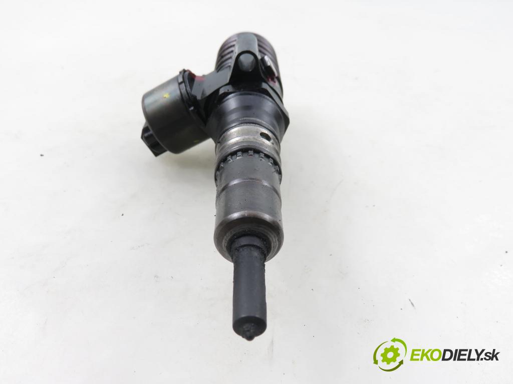 AUDI A3 (8P1) HB 2003 103,00 2.0 TDI PD 16V 140 1968,00 Vstrekovač 03G130073B ; 0414720402 (Vstrekovač paliva)