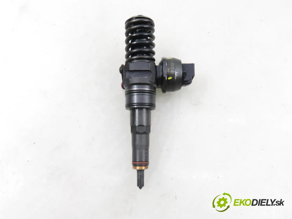 SEAT LEON (1P1) HB 2007 77,00 1.9 TDI - BLS 1896,00 Vstrekovač 038130073BN ; 0414720313 (Vstrekovač paliva)