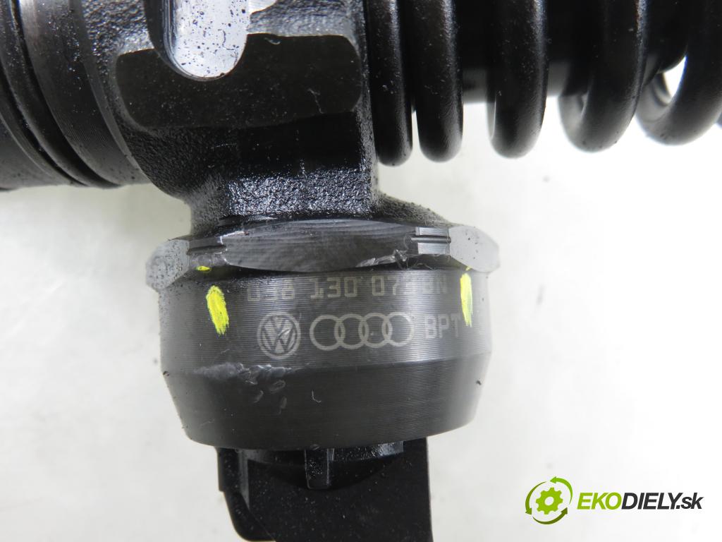 SEAT LEON (1P1) HB 2007 77,00 1.9 TDI - BLS 1896,00 vstříkovač 038130073BN ; 0414720313 (Vstřikovač paliva)