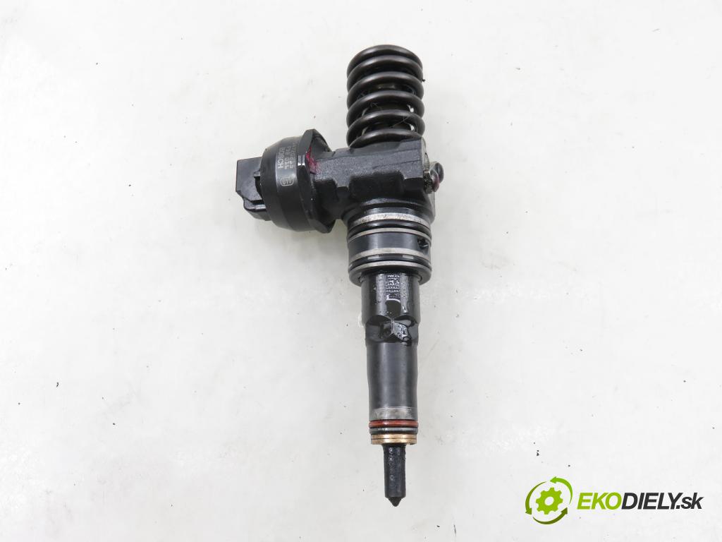 VW TOURAN (1T1, 1T2) MINIVAN 2004 74,00 1.9 TDI PD 100 - AVQ 1896,00 vstříkovač 038130073AG ; 0414720215 (Vstřikovač paliva)