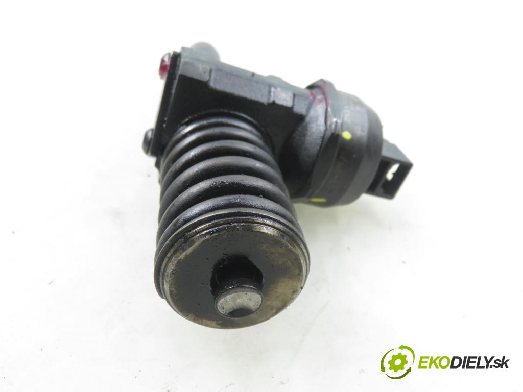 SEAT LEON (1P1) HB 2007 77,00 1.9 TDI - BLS 1896,00 vstříkovač 038130073BN ; 0414720313 (Vstřikovač paliva)