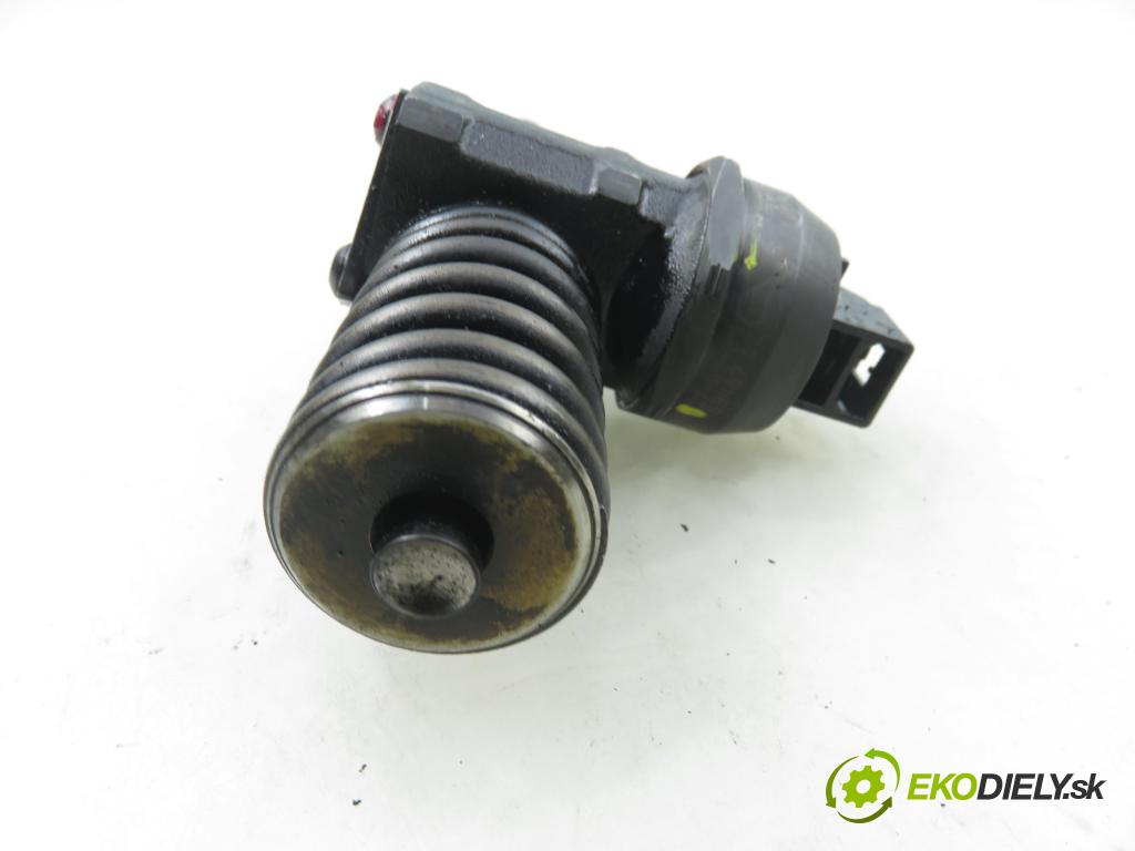 SEAT LEON (1P1) HB 2007 77,00 1.9 TDI - BLS 1896,00 vstříkovač 038130073BN ; 0414720313 (Vstřikovač paliva)