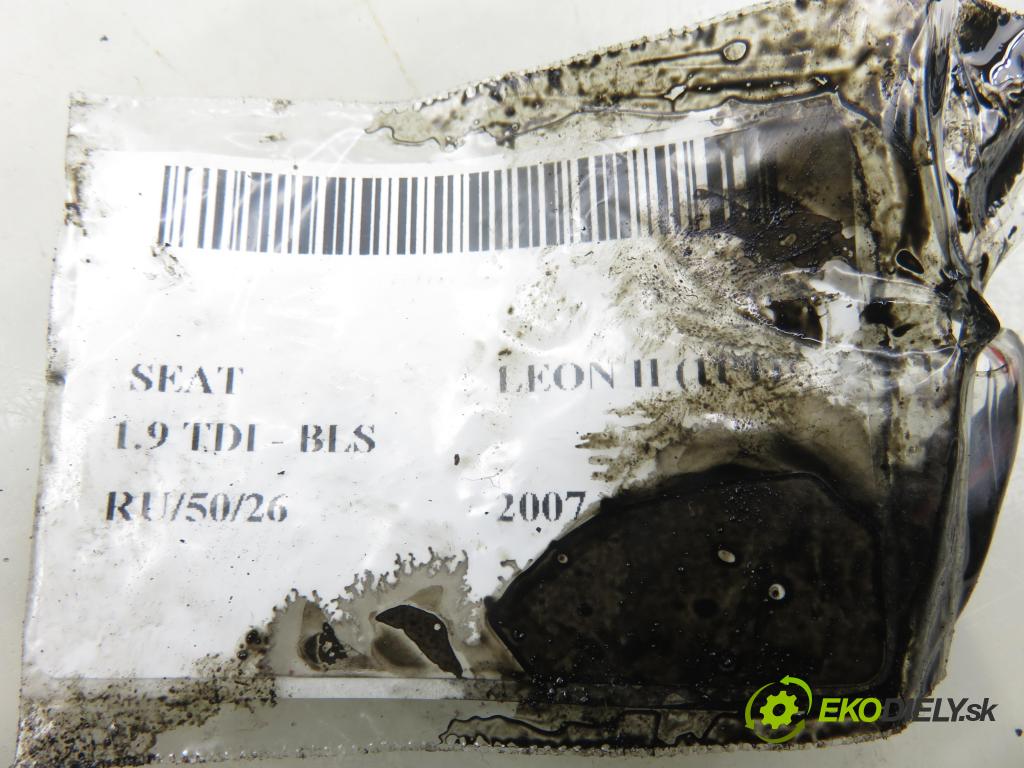 SEAT LEON (1P1) HB 2007 77,00 1.9 TDI - BLS 1896,00 vstříkovač 038130073BN ; 0414720313 (Vstřikovač paliva)