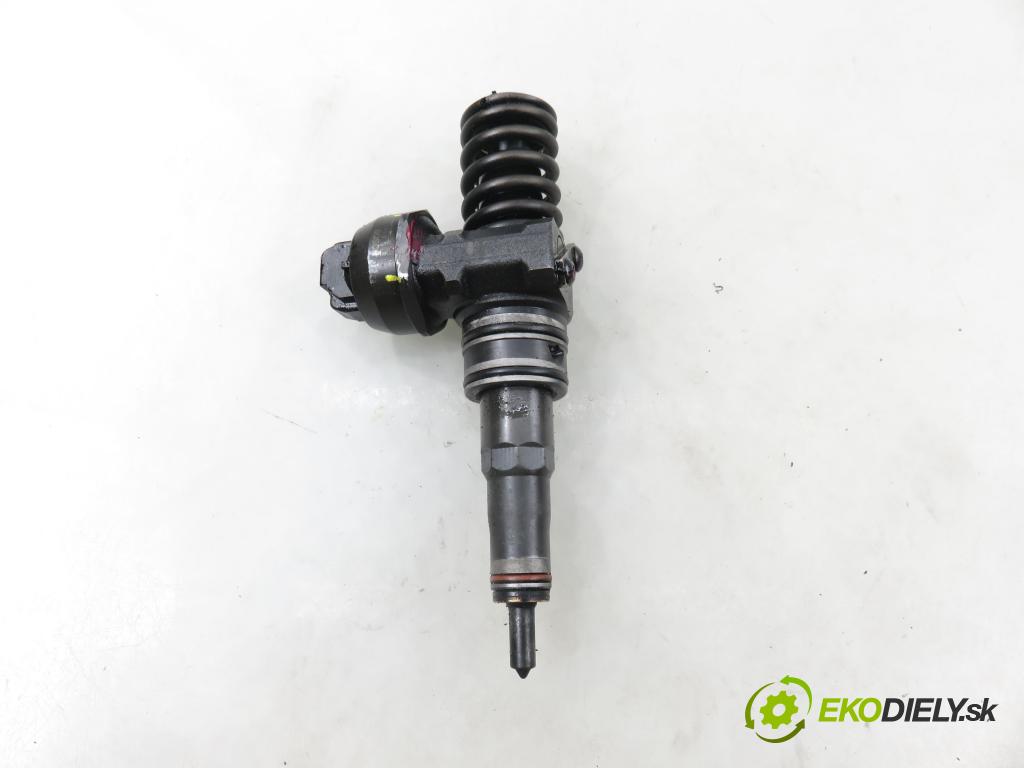 SEAT LEON (1P1) HB 2007 77,00 1.9 TDI - BLS 1896,00 vstříkovač 038130073BN ; 0414720313 (Vstřikovač paliva)