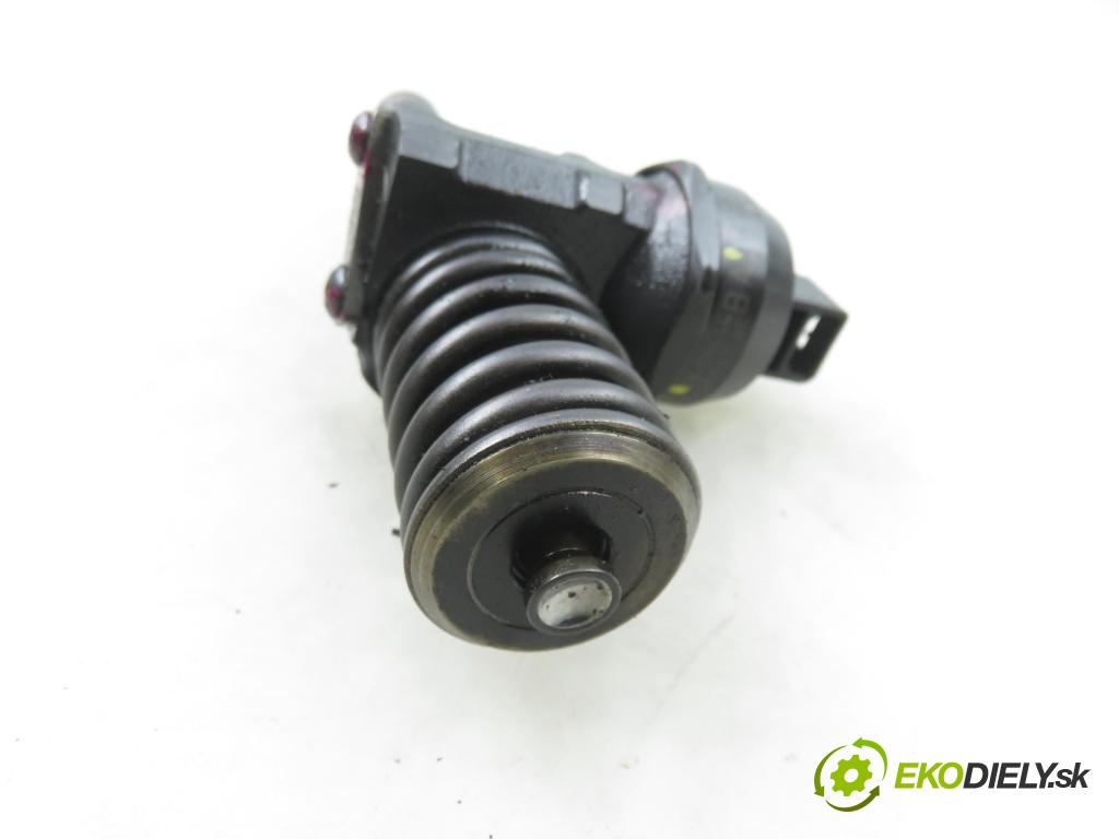 VW TOURAN (1T1, 1T2) MINIVAN 2004 74,00 1.9 TDI PD 100 - AVQ 1896,00 vstříkovač 038130073AG ; 0414720215 (Vstřikovač paliva)