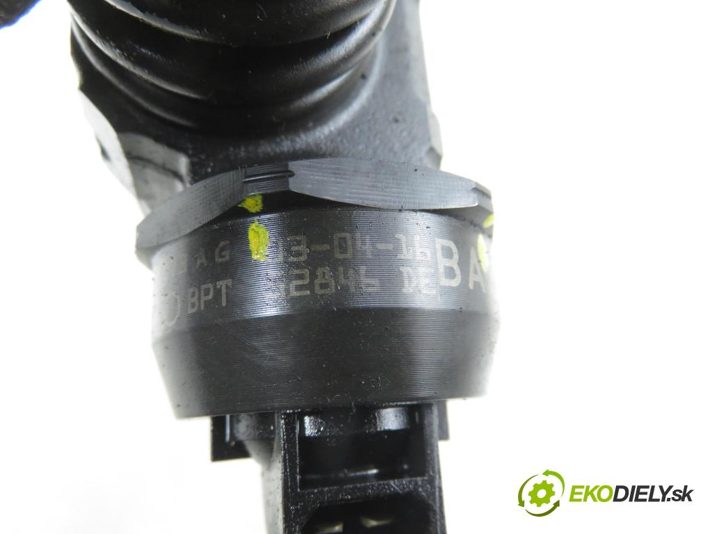 VW TOURAN (1T1, 1T2) MINIVAN 2004 74,00 1.9 TDI PD 100 - AVQ 1896,00 vstříkovač 038130073AG ; 0414720215 (Vstřikovač paliva)