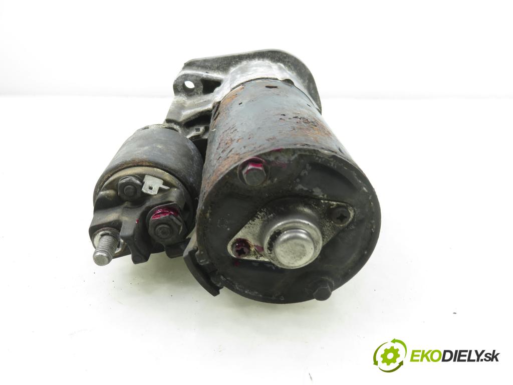 VOLVO V50 (MW) KOMBI 2005 103,00 2.4 - B 5244 S5 2435,00 Štartér  (Štartér)