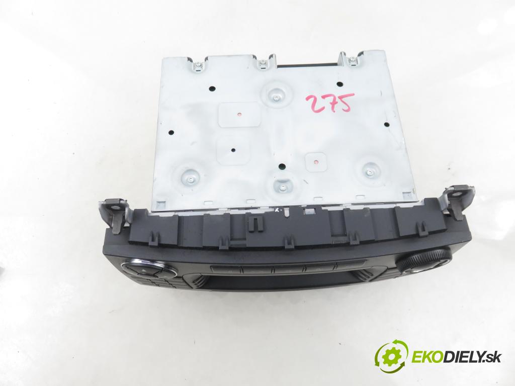 MERCEDES-BENZ KLASA C T-Model (S203) KOMBI 2005 90,00 C 200 CDI (203.207) 122 - OM 646.962 2148,00 RADIO CD 2038703489 ; 2038270062