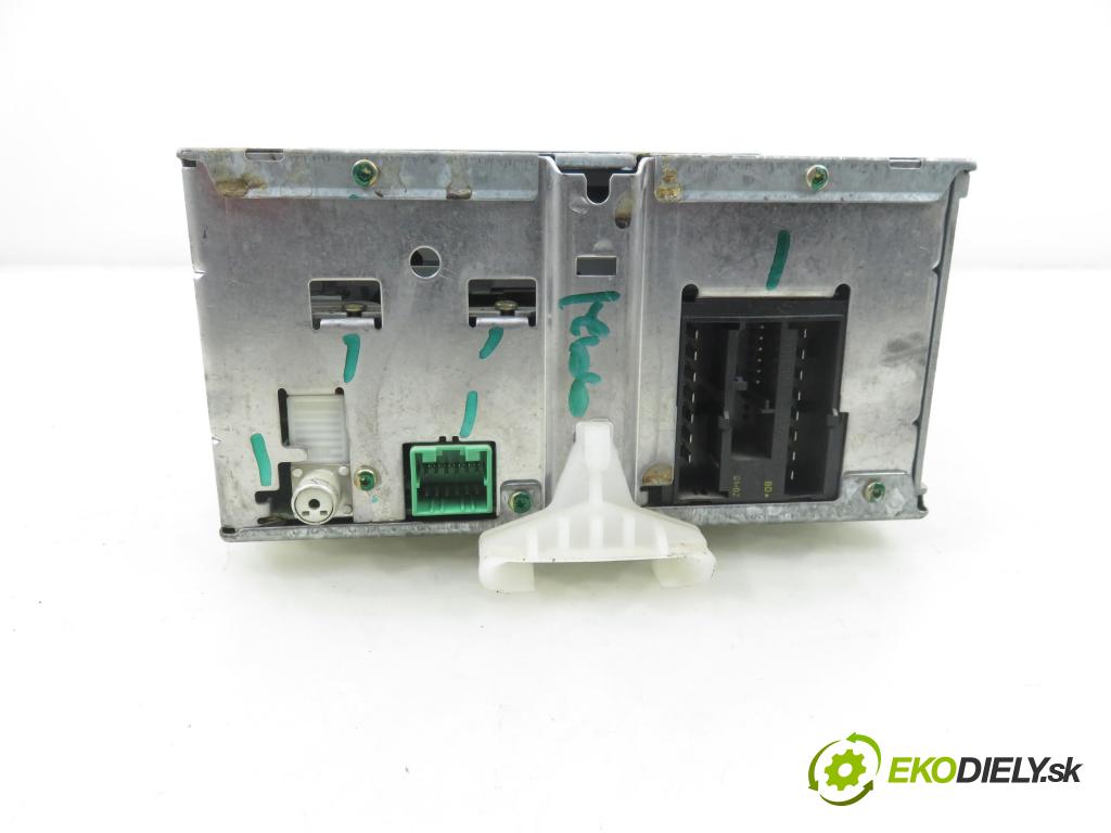 FORD GALAXY (WGR) MINIVAN 2002 85,00 2.0 i DOHC 116 - NSE 1998,00 RADIO YM2118K876KC